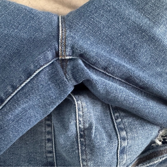 Good American Good Classic Straight Leg - Picture 7 of 7